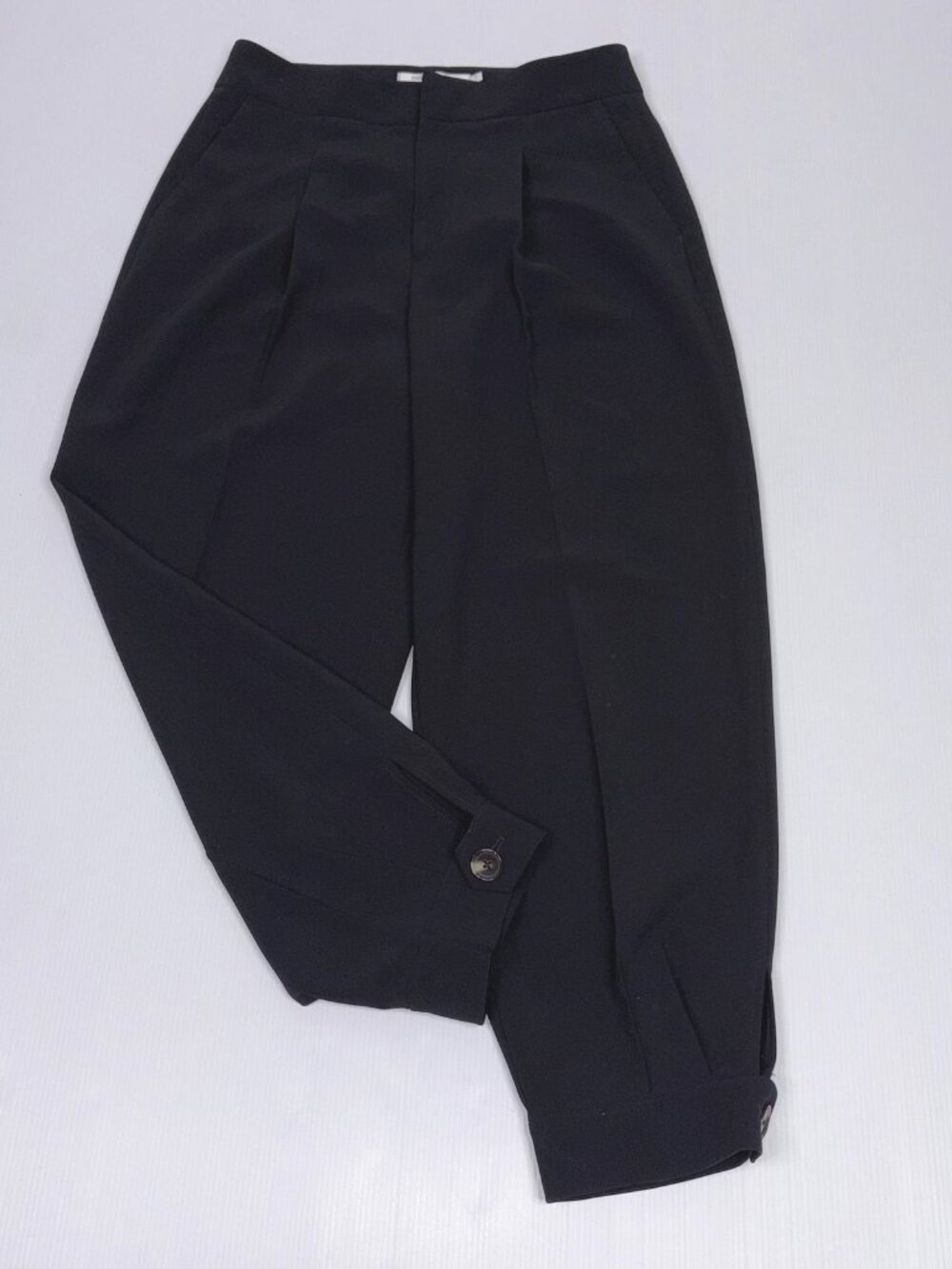 CONTEMPORAINE women's black pants size 6